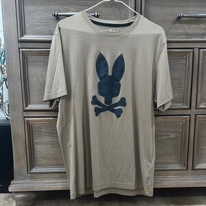 Psycho Bunny Tan and Black Short Sleeve Tee men’s size 6 large